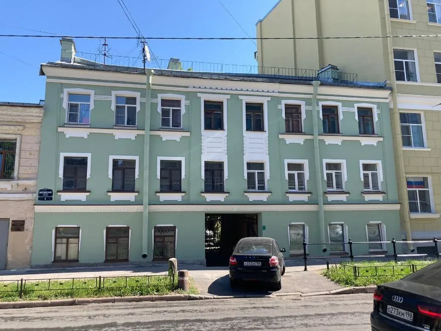 Батайский пер., 4 — фасад после капитального ремонта